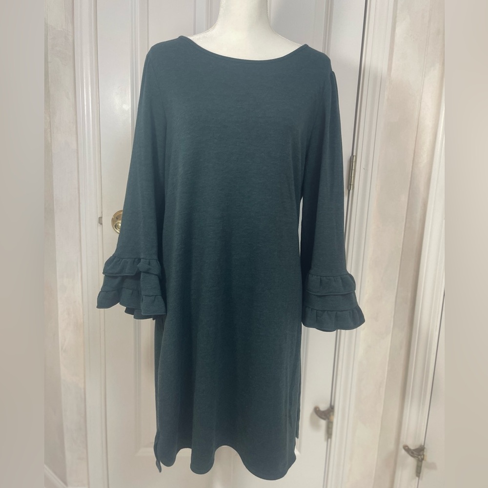 Max Studio Forest Green Ruffle Sleeve Dress